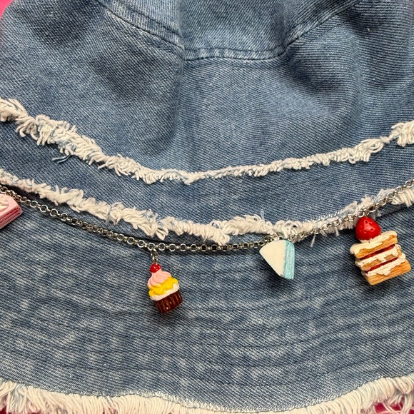 Levi's Blue Denim Bucket Hat - Picture 6 of 14